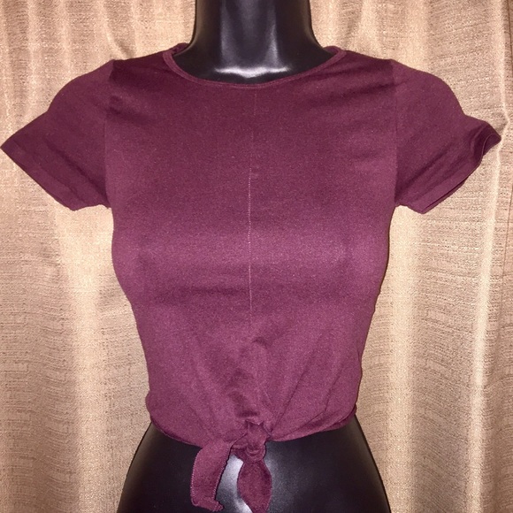 Tops - 3/$15 MUST BUNDLE - Burgundy Seamless Crop Top (NWOT)